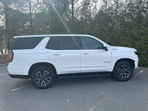 Used 2022 Chevrolet Tahoe Z71 w/ Luxury Package image 32