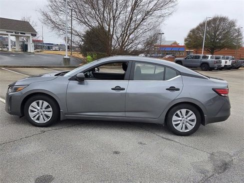 Used 2024 Nissan Sentra S image 4