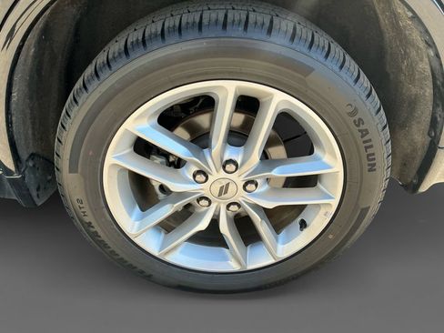 Used 2024 Dodge Durango GT AWD/4WD image 14