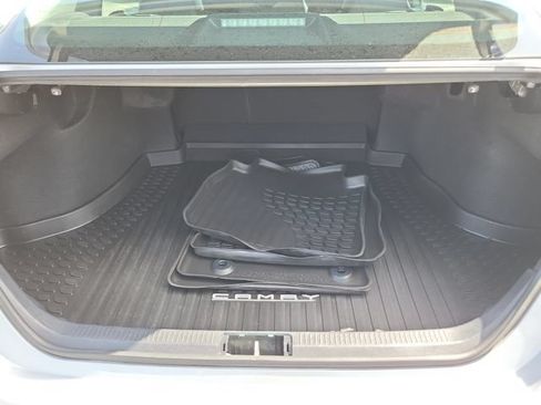 Used 2021 Toyota Camry SE FWD image 27