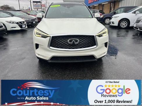 Used 2019 INFINITI QX50 Essential w/ Sensory Package image 4