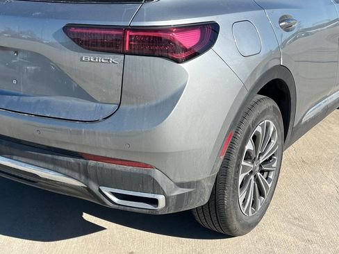 Used 2024 Buick Envision Preferred image 14