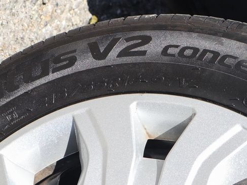 Used 2022 Ford Transit Connect XLT FWD image 42