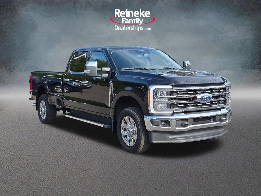 Used 2023 Ford F250 Lariat w/ Chrome Package AWD/4WD image 4