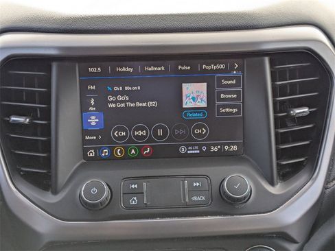 Used 2022 GMC Acadia AT4 w/ Preferred Package image 12