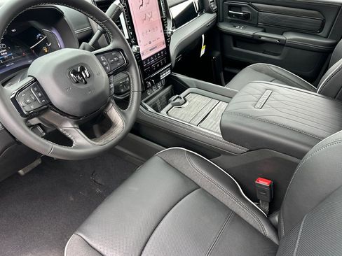 New 2026 RAM 2500 Limited AWD/4WD image 7