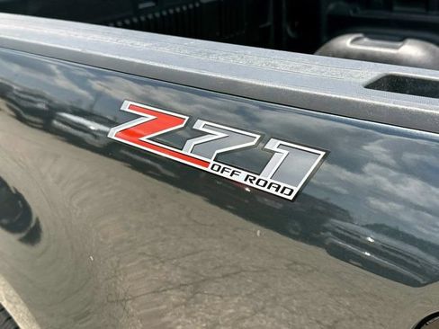 Used 2018 Chevrolet Colorado Z71 AWD/4WD image 11