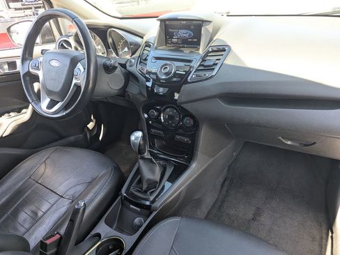 Used 2014 Ford Fiesta Titanium FWD image 32