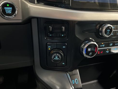 Certified 2021 Ford F150 XLT w/ Equipment Group 302A High image 20