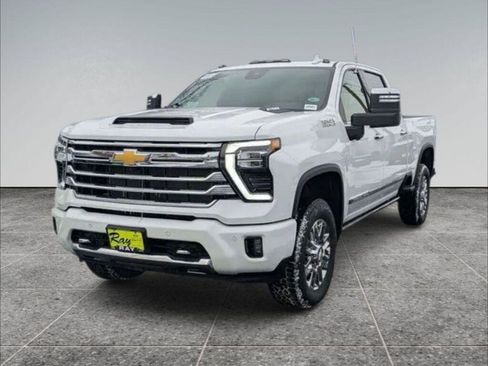 New 2026 Chevrolet Silverado 3500 High Country w/ Technology Package AWD/4WD image 4