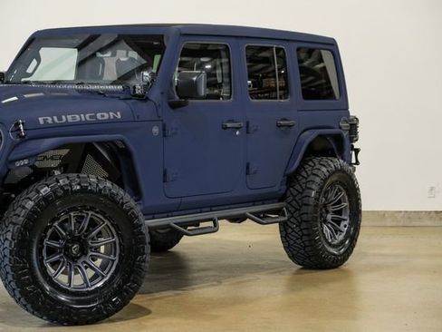 Used 2025 Jeep Wrangler Unlimited Rubicon w/ Technology Group image 6