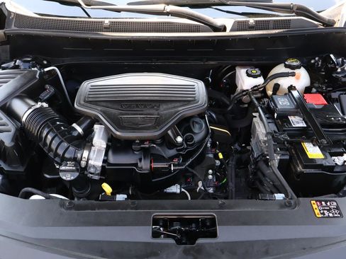 Certified 2024 Cadillac XT6 Sport w/ Technology Package image 28