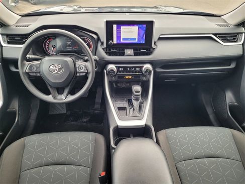 Used 2024 Toyota RAV4 XLE image 9
