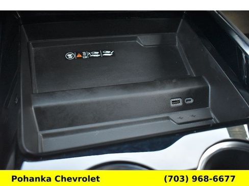 Used 2025 Chevrolet Tahoe Z71 AWD/4WD image 17