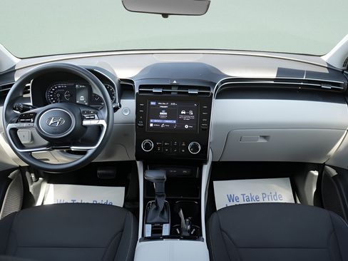 Certified 2022 Hyundai Tucson SEL FWD image 16