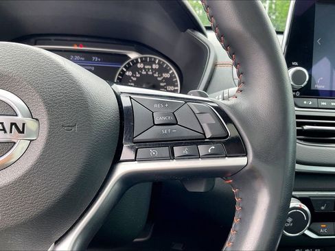 Used 2021 Nissan Altima 2.5 SR w/ SR Premium Package FWD image 27