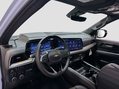 New 2026 Chevrolet Suburban High Country image 10