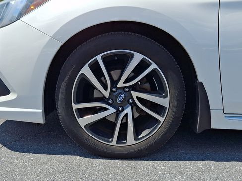 Used 2019 Subaru Legacy 2.5i Sport AWD/4WD image 9