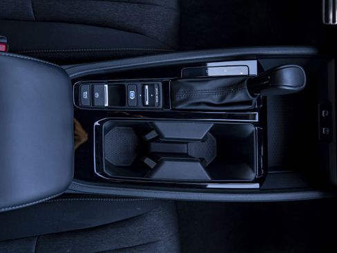 Used 2024 Honda Accord Sport image 27