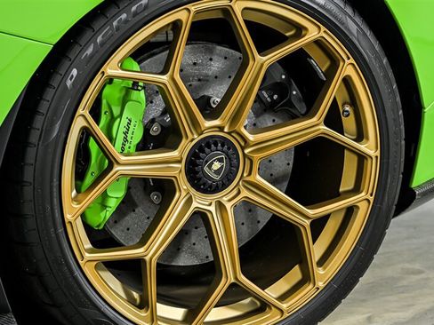 Used 2018 Lamborghini Aventador S AWD/4WD image 16