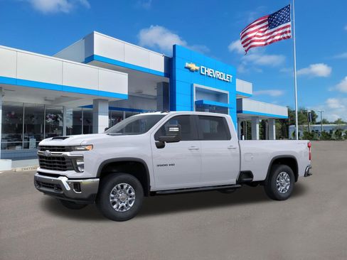 New 2026 Chevrolet Silverado 3500 LT w/ Safety Package AWD/4WD image 2