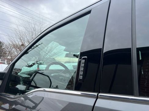 Used 2023 Ford F350 Platinum image 36