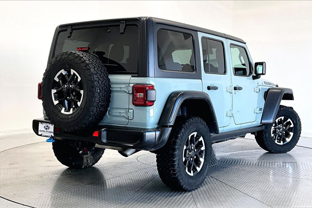 Used 2024 Jeep Wrangler Unlimited Rubicon 4xe AWD/4WD image 2