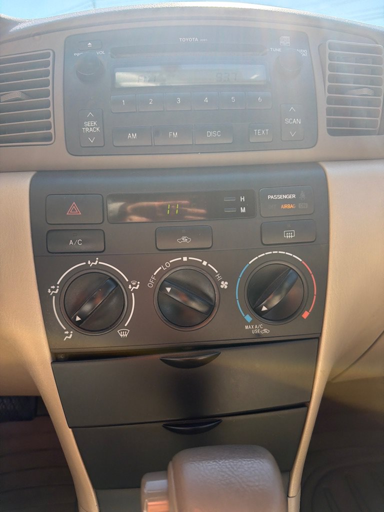 Used 2008 Toyota Corolla CE w/ Extra Value Upgrade Pkg FWD image 9