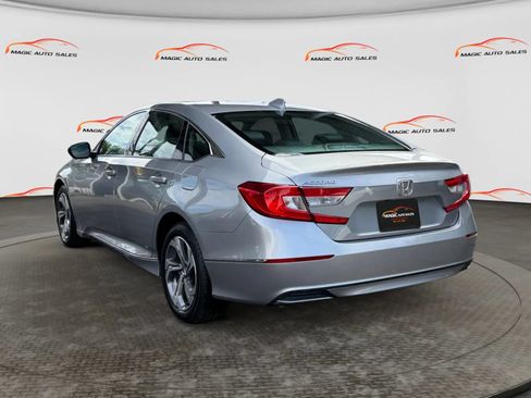 Used 2019 Honda Accord EX image 8