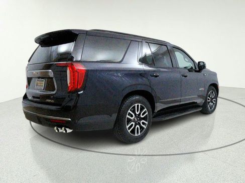 Used 2024 GMC Yukon AT4 AWD/4WD image 8