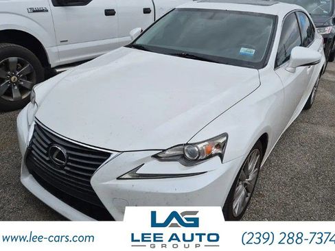 Used 2015 Lexus IS 250 RWD image 1