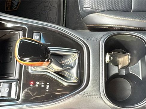 Used 2022 Subaru Outback Wilderness w/ Wilderness Package image 15