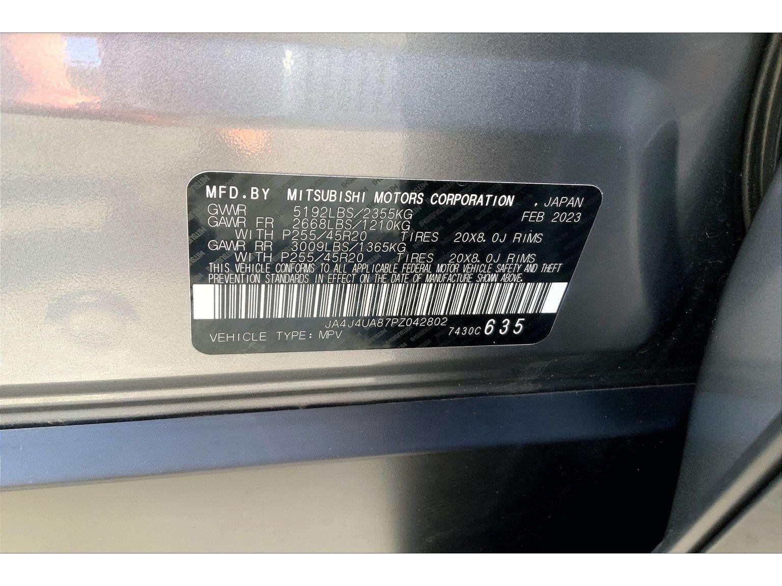 Used 2023 Mitsubishi Outlander SE Black Edition AWD/4WD image 32