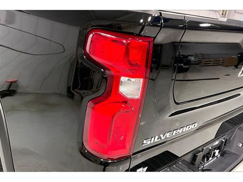 Used 2026 Chevrolet Silverado 1500 ZR2 image 29