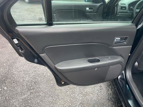Used 2008 Ford Fusion SE FWD image 25