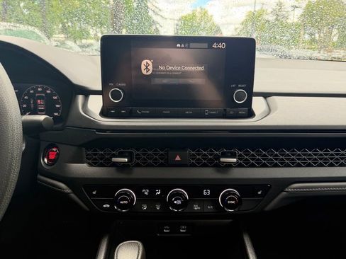 Used 2023 Honda Accord EX image 23