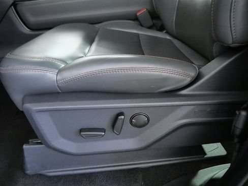 Certified 2025 Ford Expedition Active AWD/4WD image 17