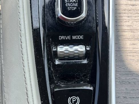 Used 2021 Volvo XC90 T6 Inscription AWD/4WD image 28