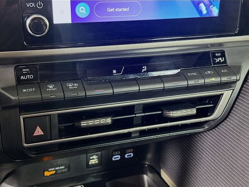 Used 2026 Toyota Camry SE FWD image 24