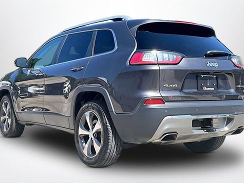 Used 2019 Jeep Cherokee Limited w/ Luxury Group AWD/4WD image 4
