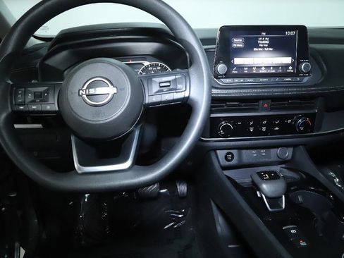 Used 2024 Nissan Rogue S AWD/4WD image 28