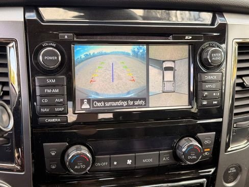 Used 2018 Nissan Titan PRO-4X AWD/4WD image 18