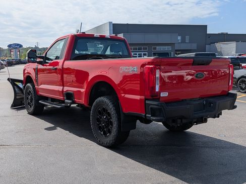 Used 2023 Ford F350 XL w/ FX4 Off-Road Package AWD/4WD image 6