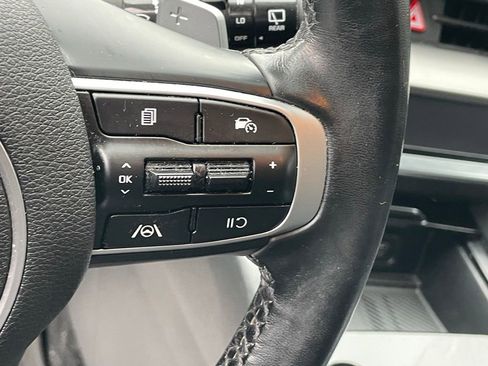 Used 2023 Kia Sportage EX image 29