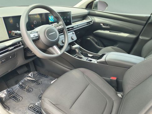 New 2026 Hyundai Tucson SE FWD image 17
