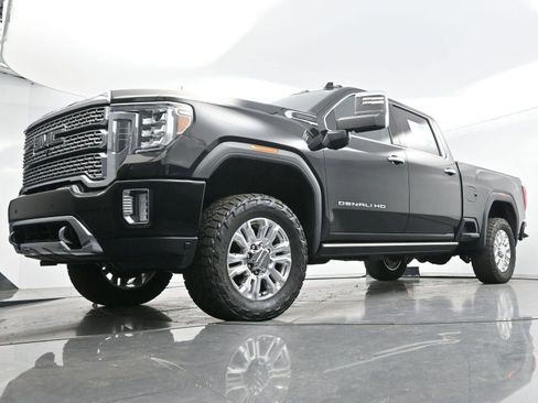 Used 2023 GMC Sierra 3500 Denali w/ Denali Ultimate Package image 50