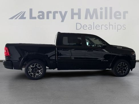 New 2026 RAM 1500 Laramie AWD/4WD image 6