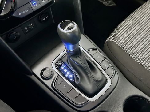 Used 2019 Hyundai Kona SEL image 19