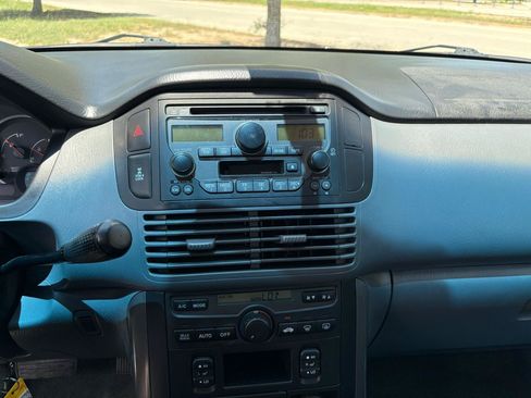 Used 2004 Honda Pilot EX image 42