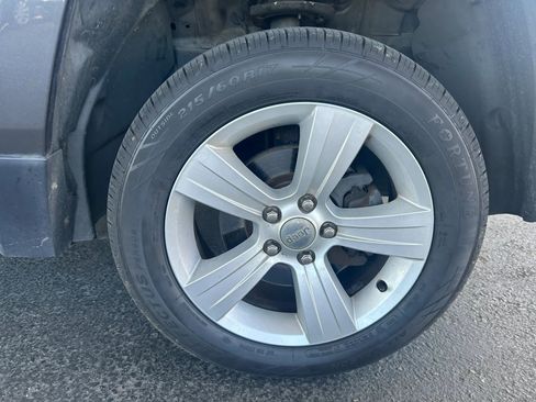 Used 2016 Jeep Patriot Sport w/ Power Value Group AWD/4WD image 3